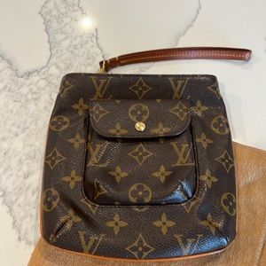 Louis Vuitton Iconic Monogram bags - small zip pochette
